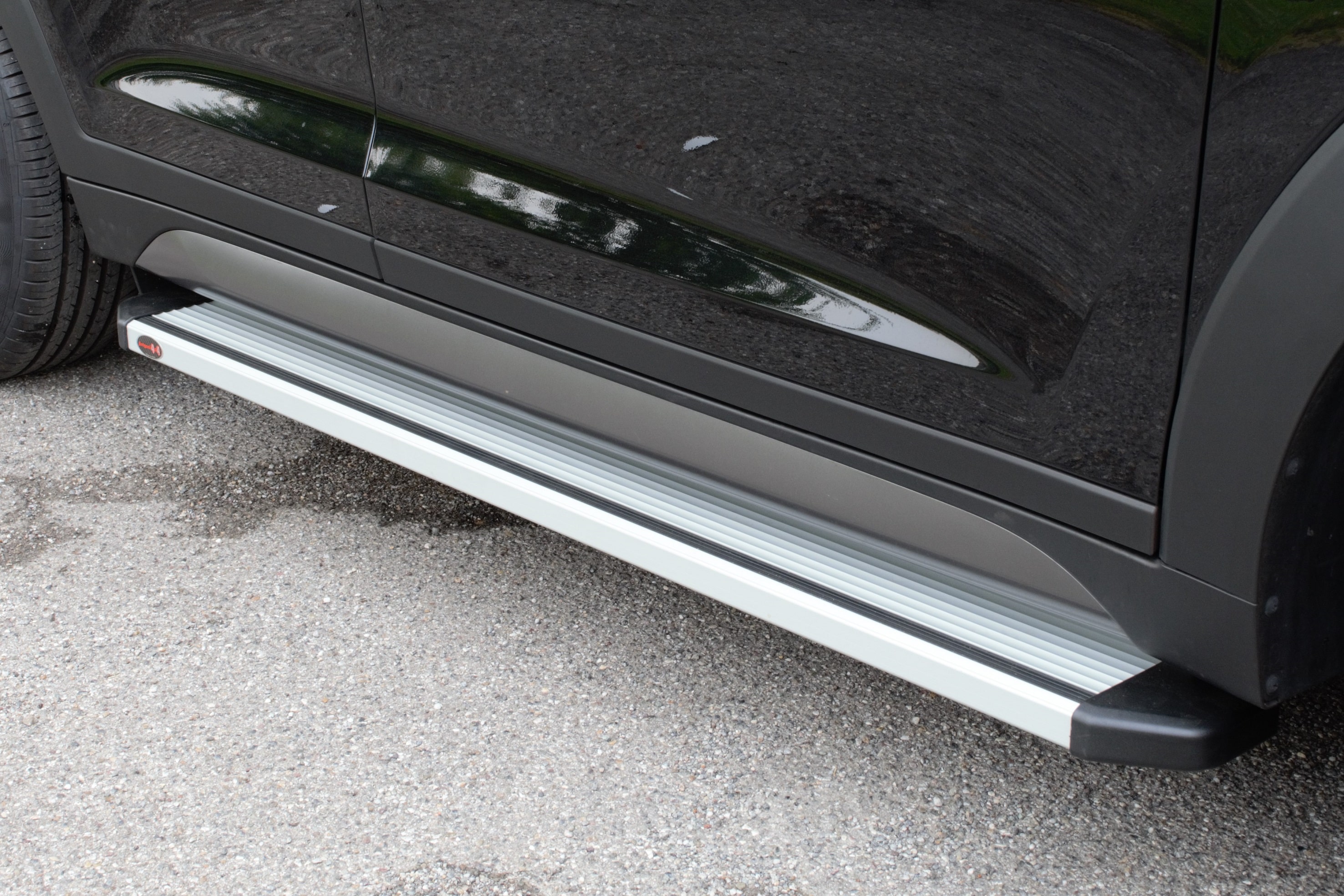 NOVISAuto Trittbretter Modell STD-DO für Dodge RAM NOVISAuto Trittbretter Modell STD-R5