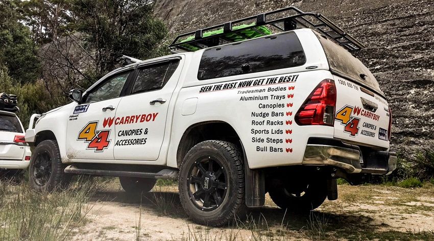 CARRYBOY GFK Hardtop Schiebfenster Klappfenster Kombination Toyota Hilux Revo Invincible Doppelkabine Qualität und Design führend