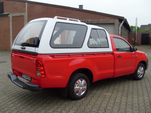 CARRYBOY Hardtop mit Überhöhe und Schiebefenster Modell 840 Toyota Hilux Vigo Einzelkabine