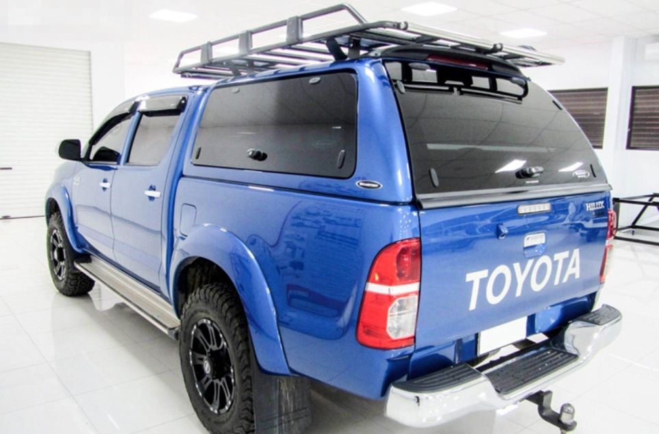 Carryboy Hardtop mit Glasklappen für Toyota Hilux optional Dachgepäckträger